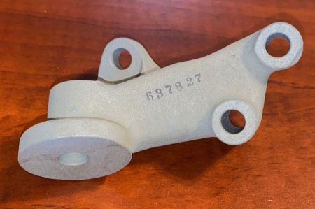 BRACKET,ENGINE,RH & LH