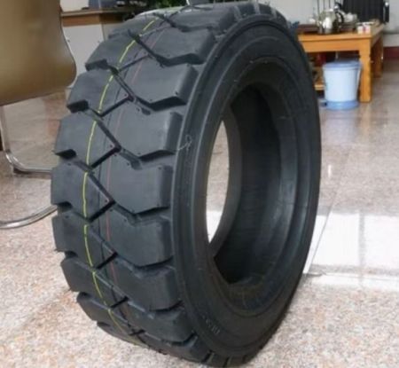 Pneumatic Tire with Inner Tube and Liner Flap 5.00-8