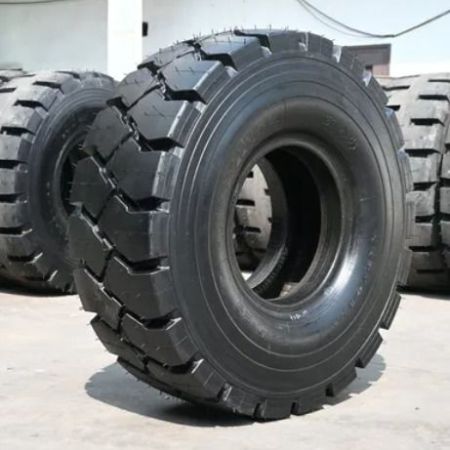 Pneumatic Tire with Inner Tube and Liner Flap 27x10 12