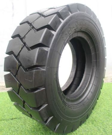 Pneumatic Tire with Inner Tube and Liner Flap 300-15